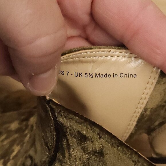 Cabi Green Velvet Block Heel Open Toe Shoes 7 - Picture 8 of 9